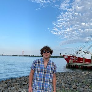 Meet your Posher, Daniel